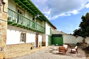 Casona a 1km de la playa de Gerra